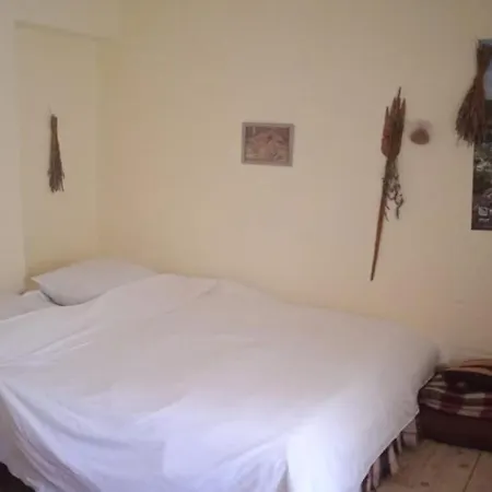 Large Bedroom For 2, Mountain View, 12km To Np Krka, 35km To Sea * Razvode
